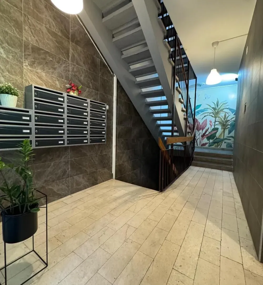 Rent, four bedroom apartment, 94m², Lion, Zvezdara Sve Podlokacije