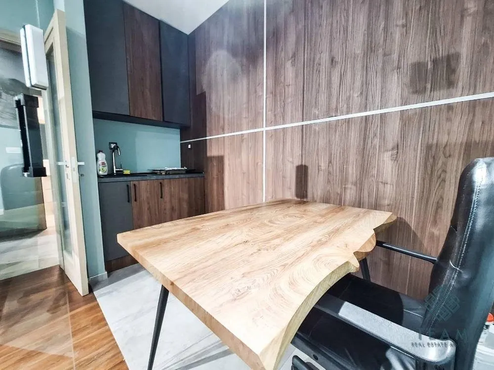 Rent, office space, 50m², Master Kvart, Podgorica