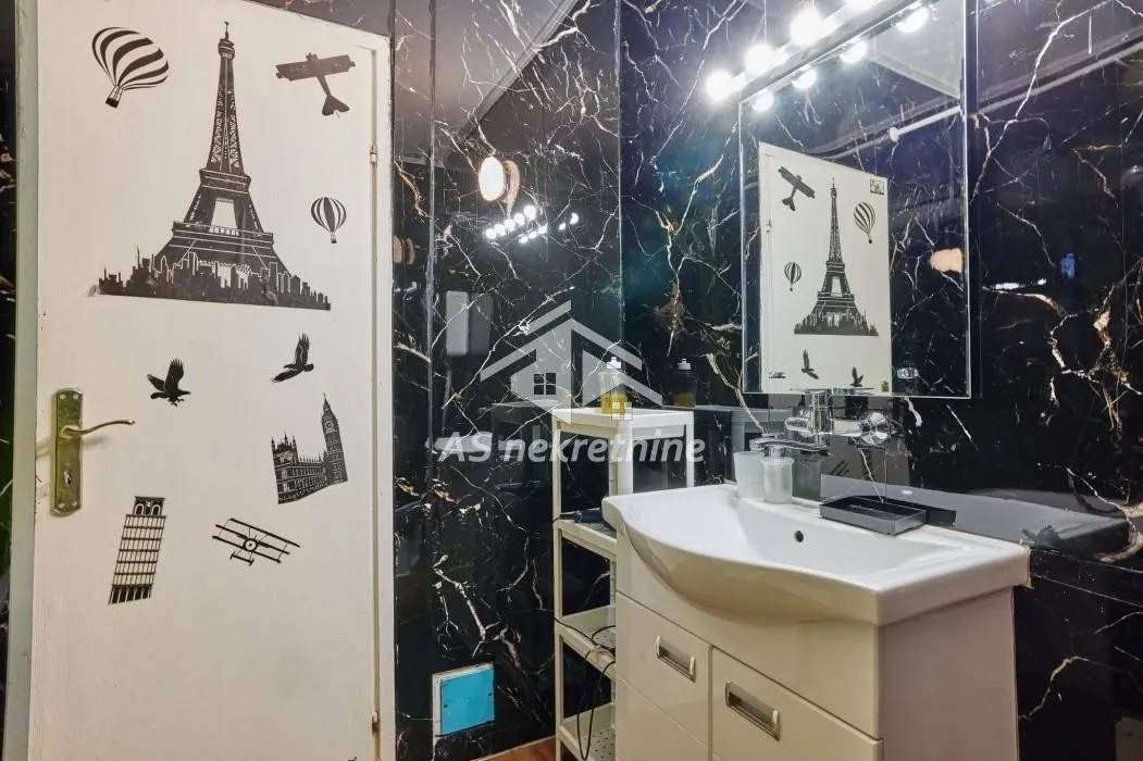 Rent, two bedroom apartment, 55m², Palata Pravde, Beograd