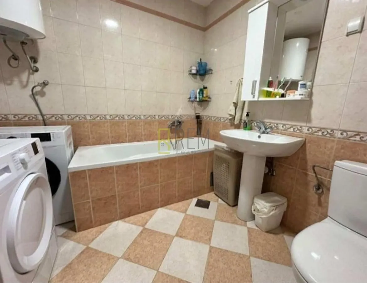 Prodaja, dvosoban stan, 48m², Dobrota, Kotor