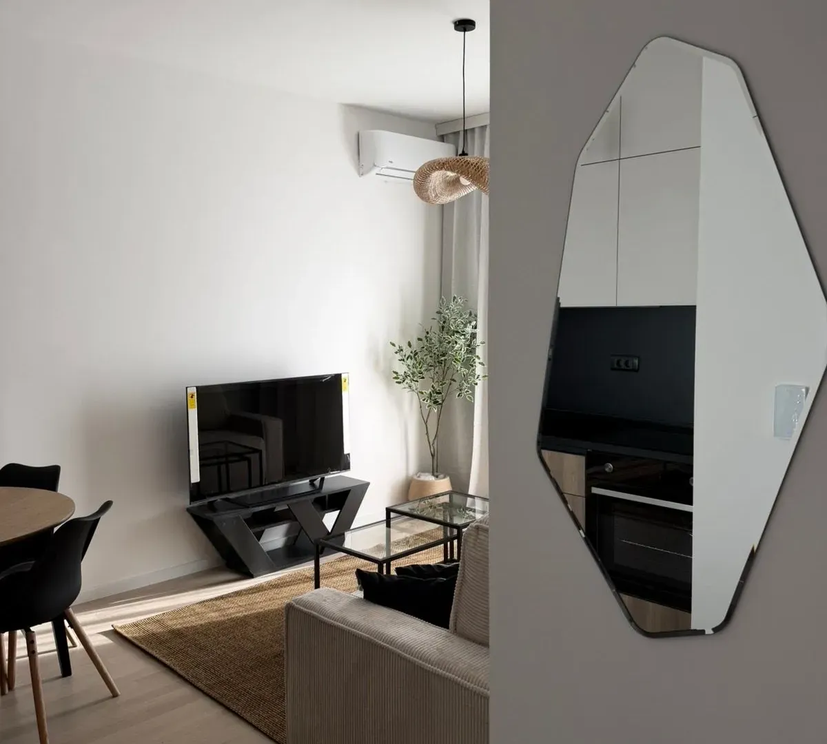 Rent, one bedroom apartment, 40m², Tološi, Podgorica
