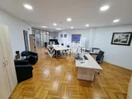 Izdavanje, poslovni prostor, 302m², Slavija, Vračar Sve Podlokacije - image 1
