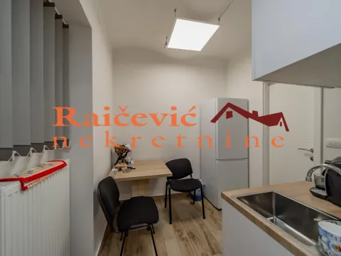 Prodaja, četvorosoban stan, 84m², Stari Grad, Beograd - image 17