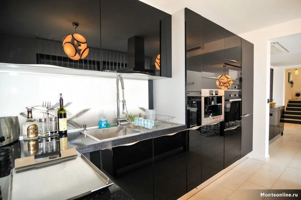 Sale, house, 390m², Tivat, Crna Gora