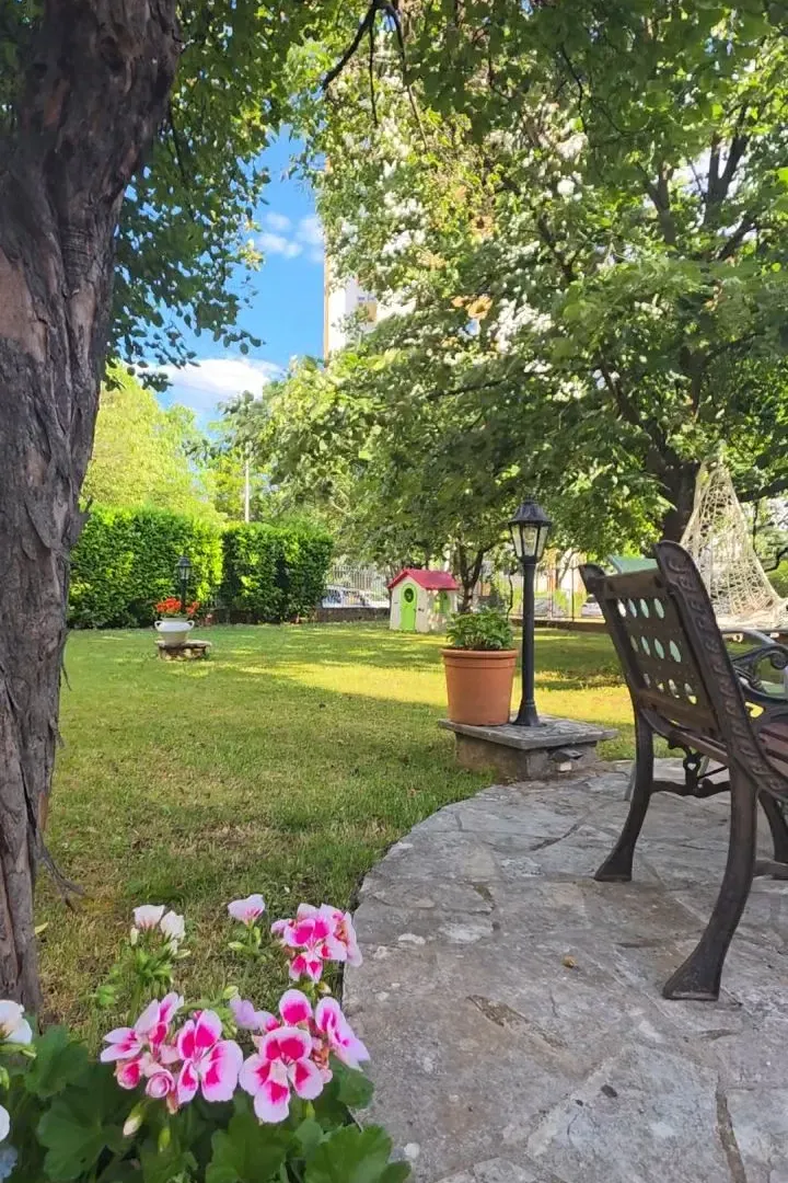 Izdavanje, kuća, 145m², Preko Morače, Podgorica