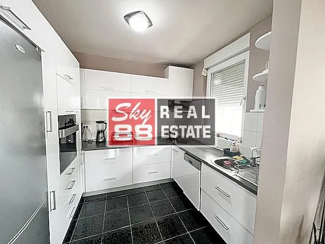 Sale, four bedroom apartment, 160m², Vračar Hram, Vračar Sve Podlokacije