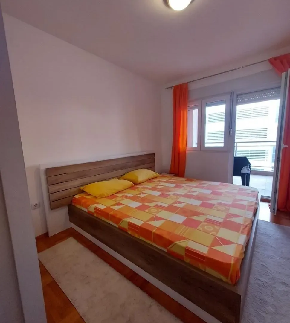 Rent, one bedroom apartment, 50m², Babilonija, Budva