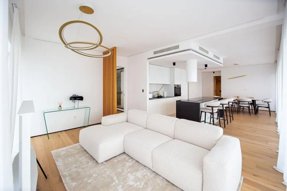Prodaja, trosoban stan, 125m², Komoševina, Budva
