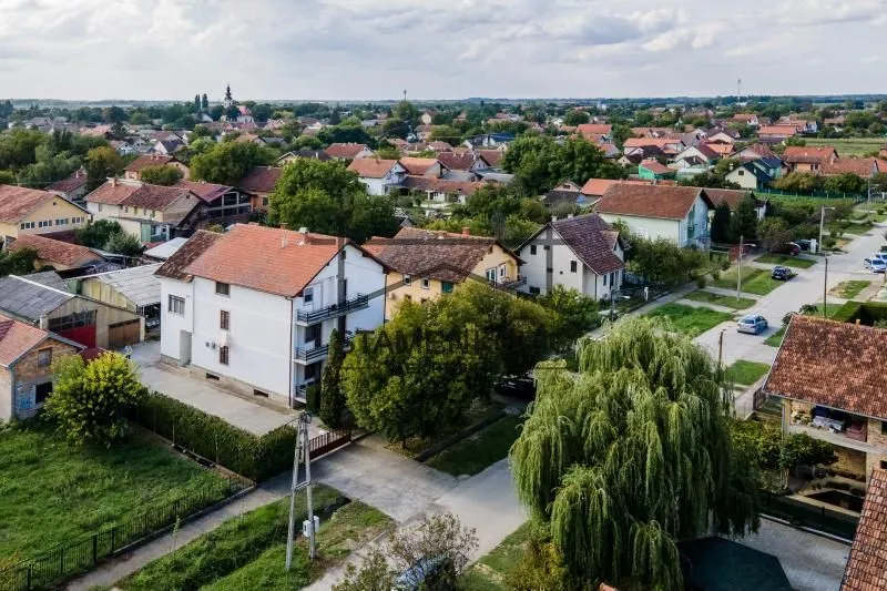 Prodaja, kuća, 495m², Begeč, Novi Sad Sve Podlokacije