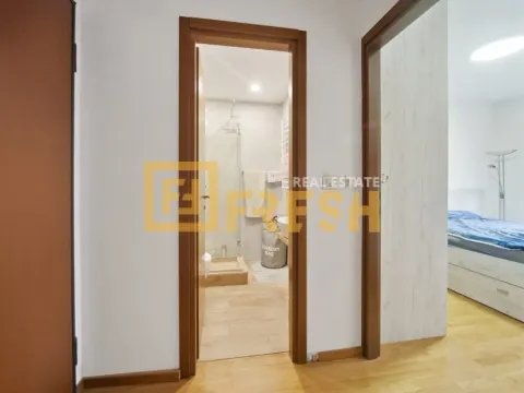 Prodaja, jednosoban stan, 53m², City Kvart, Podgorica - image 12