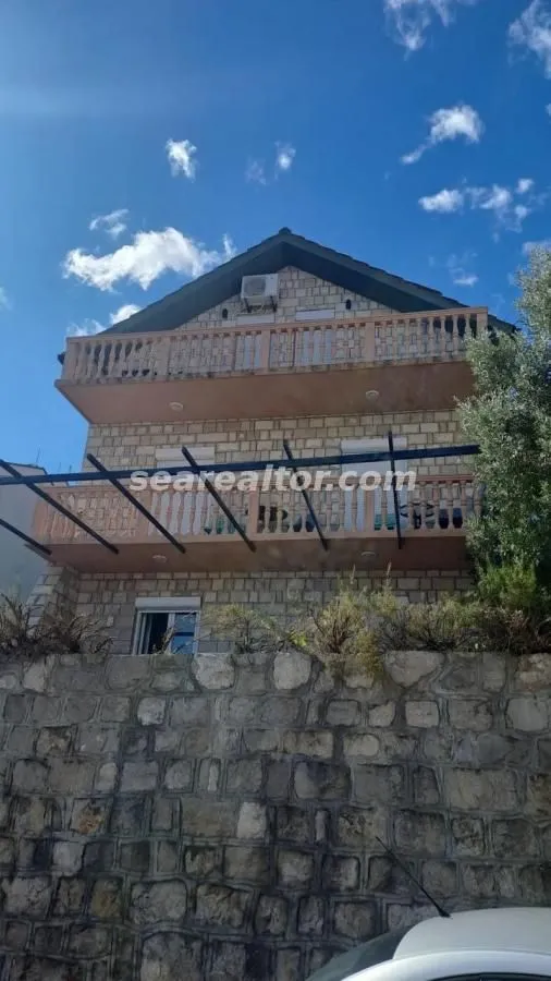 Sale, house, 200m², Tivat, Crna Gora