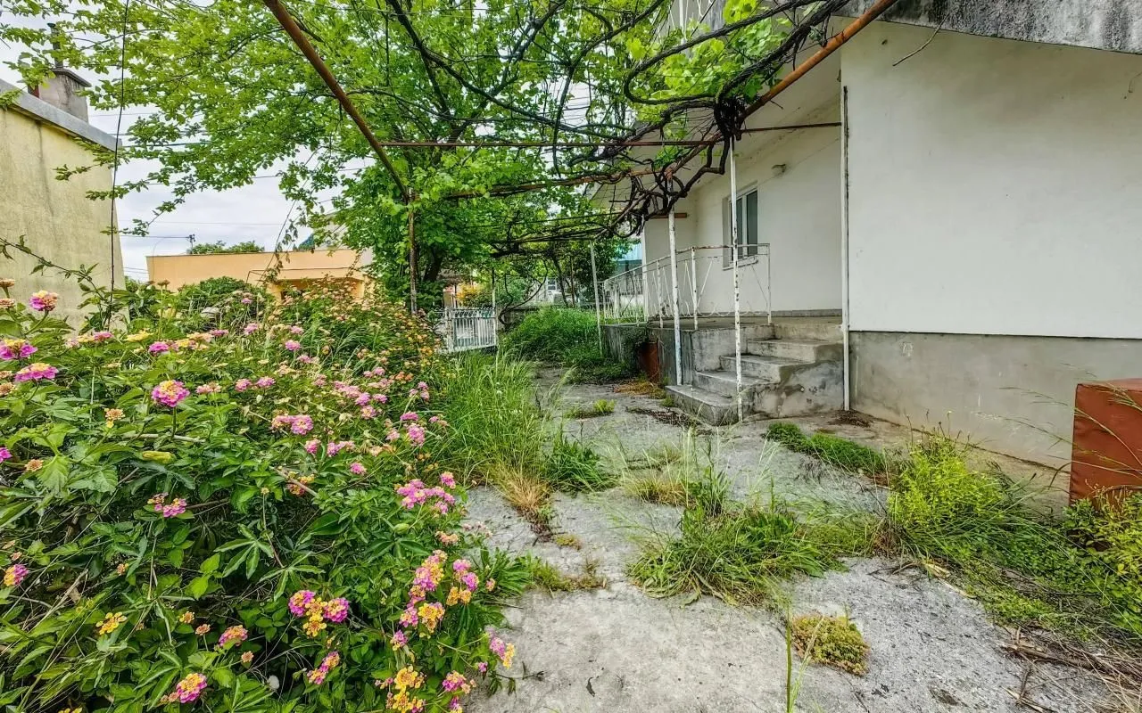 Sale, apartment, 130m², Sutomore, Bar