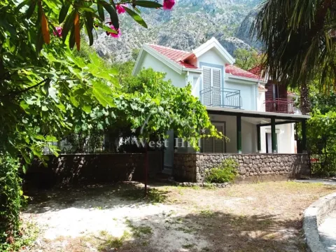 Prodaja, kuća, 71m², Orahovac, Kotor - image 27