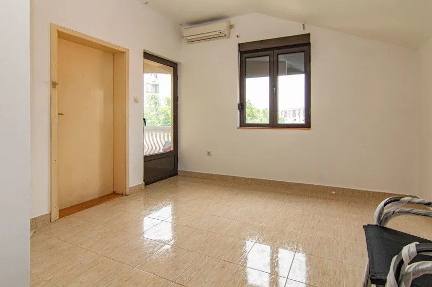 Rent, office space, 125m², Stari Aerodrom, Podgorica