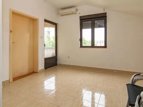 Rent, office space, 125m², Stari Aerodrom, Podgorica