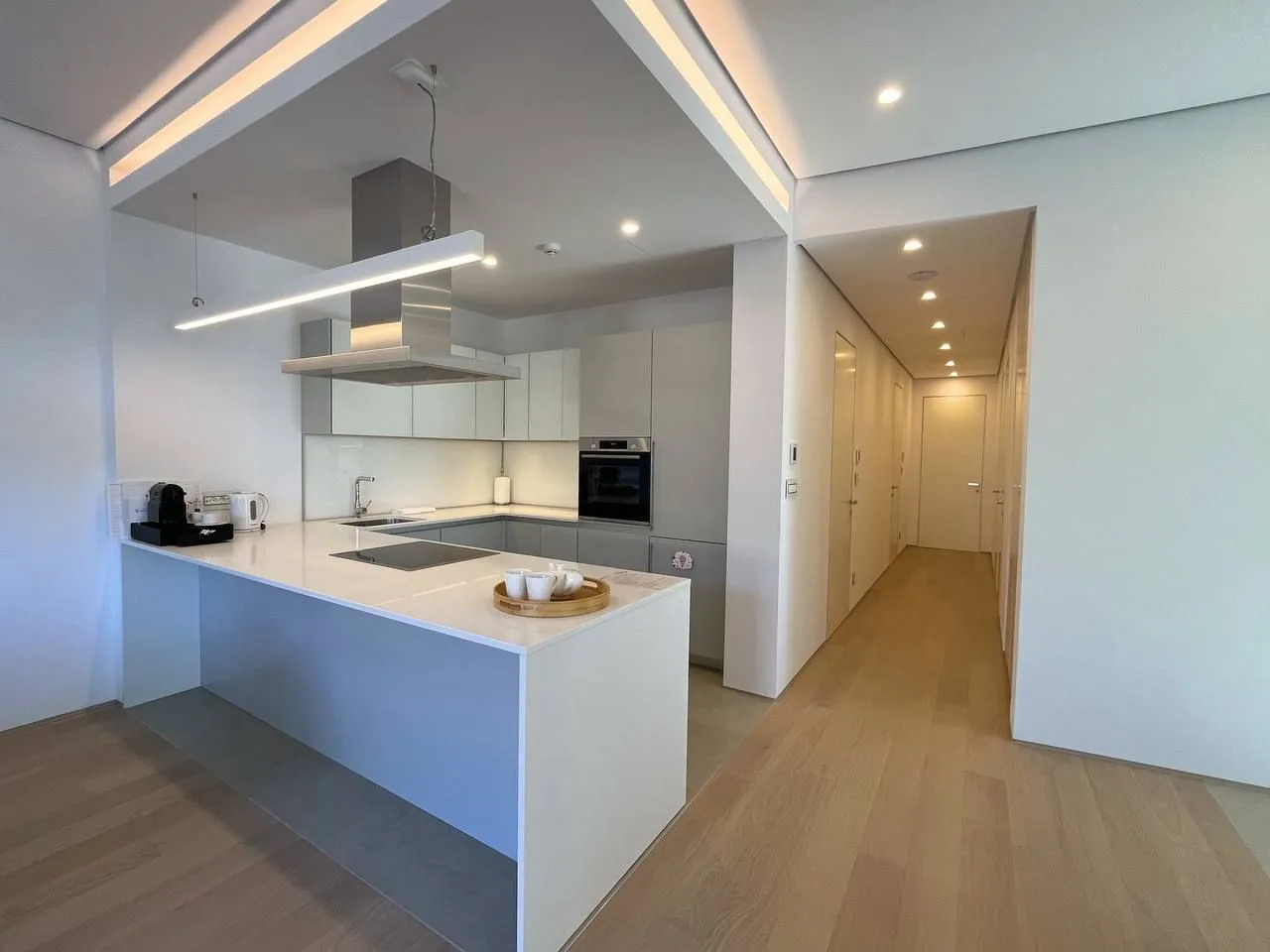 Sale, three bedroom apartment, 200m², Dukley Gardens, Budva