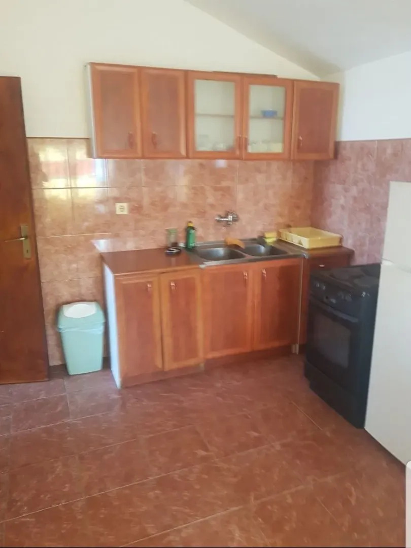 Rent, three bedroom apartment, 75m², Ilino, Bar