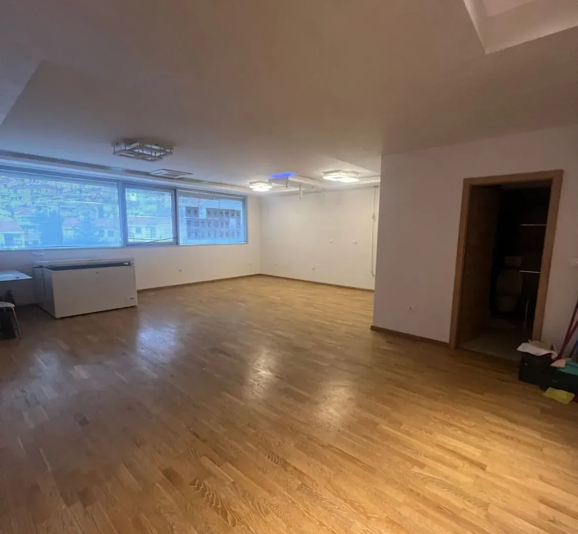 Izdavanje, stan, 90m², Budva, Crna Gora