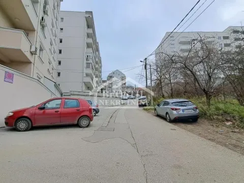 Prodaja, plac, 1700m², Zvezdara Sve Podlokacije, Beograd - image 7