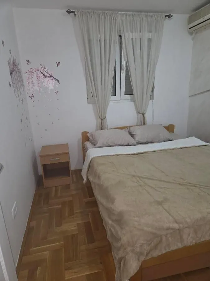 Rent, two bedroom apartment, 43m², Centar, Podgorica