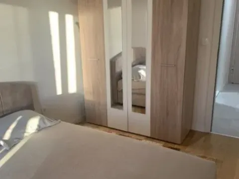 Prodaja, jednosoban stan, 48m², Central Point, Podgorica - image 2