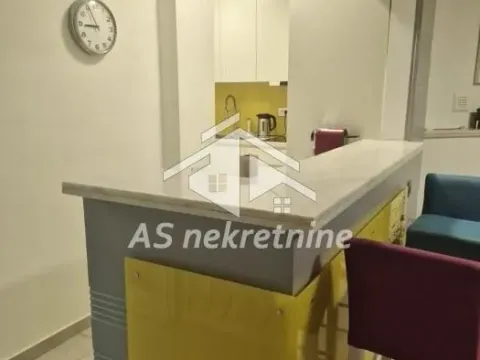 Rent, three bedroom apartment, 85m², Vračar Hram, Vračar Sve Podlokacije - image 6