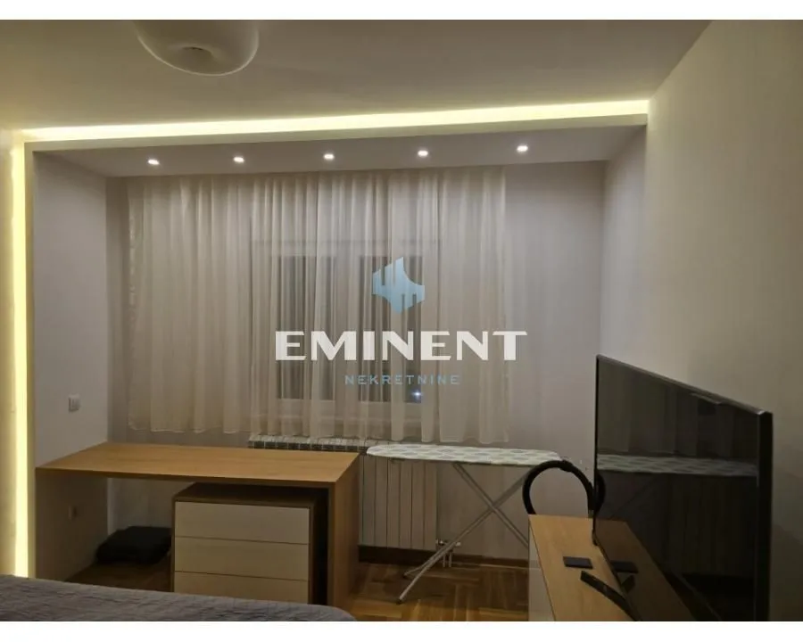 Rent, two bedroom apartment, 47m², Zemun Gornji Grad, Zemun Sve Podlokacije