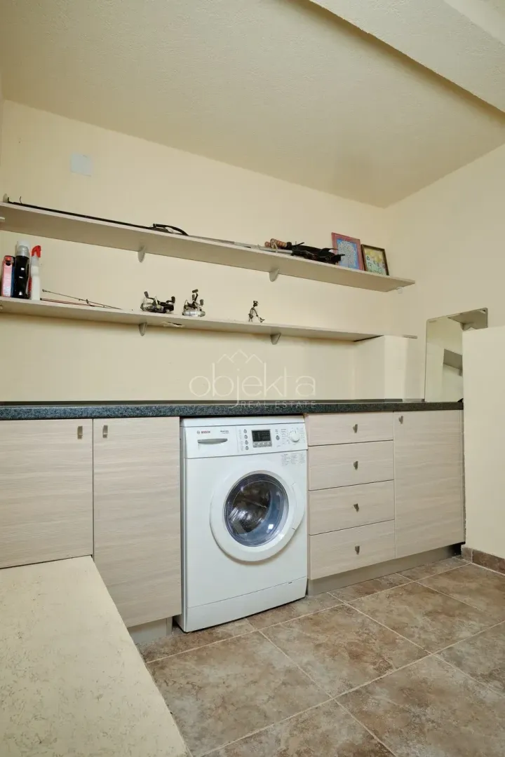 Sale, house, 180m², Kotor, Crna Gora