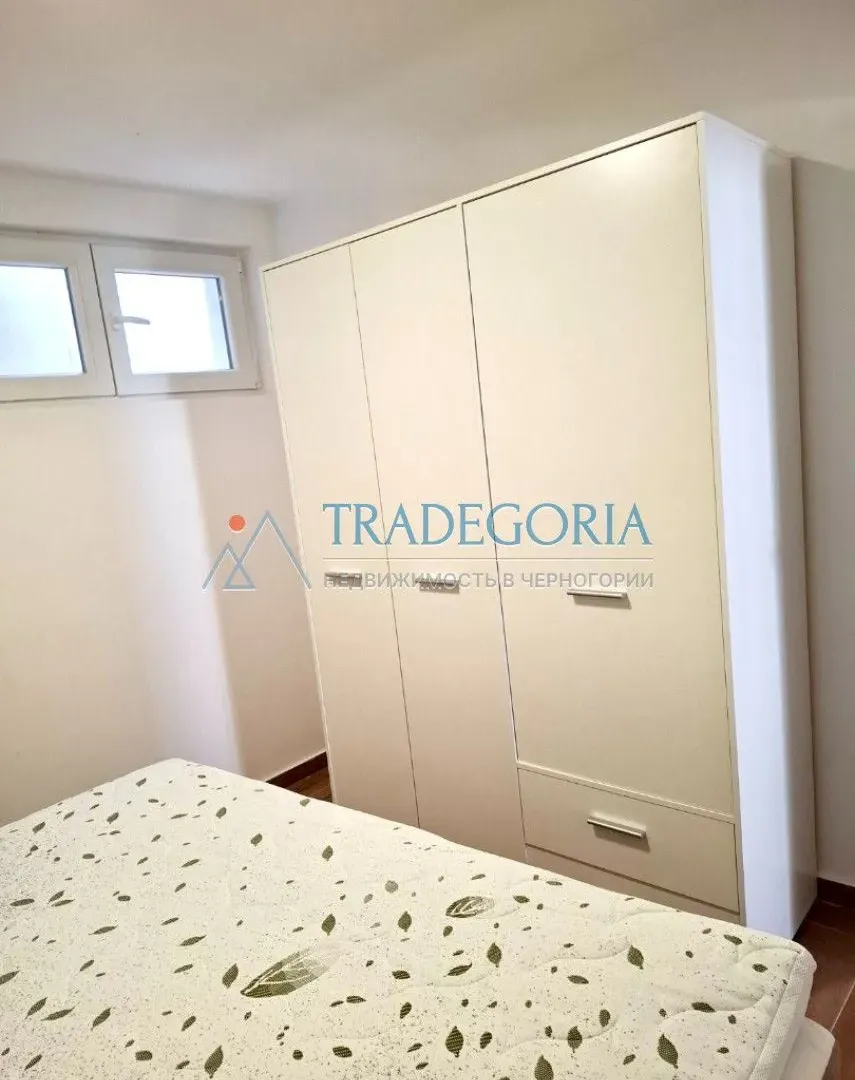 Prodaja, jednosoban stan, 54m², Dobra Voda, Bar