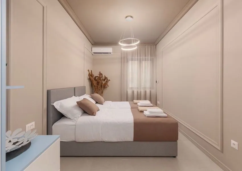 Prodaja, trosoban stan, 105m², Dobrota, Kotor