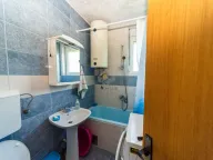 Prodaja, kuća, 320m², Zlatica, Podgorica - image 16