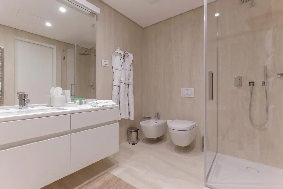 Prodaja, trosoban stan, 214m², Budva, Crna Gora