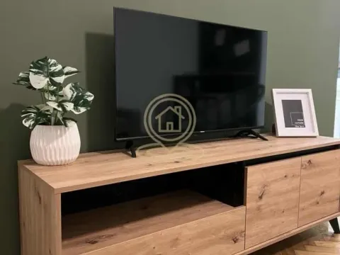Izdavanje, jednosoban stan, 28m², Stari grad, Novi Sad - image 3