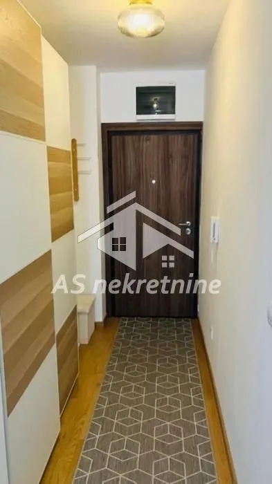 Izdavanje, dvosoban stan, 42m², Gradska Bolnica, Zvezdara Sve Podlokacije