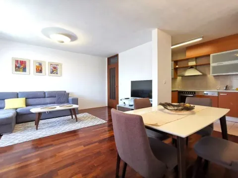 Rent, one bedroom apartment, 59m², Preko Morače, Podgorica - image 2