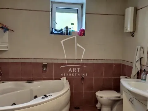 Prodaja, kuća, 427m², Voždovac Sve Podlokacije, Beograd - image 6