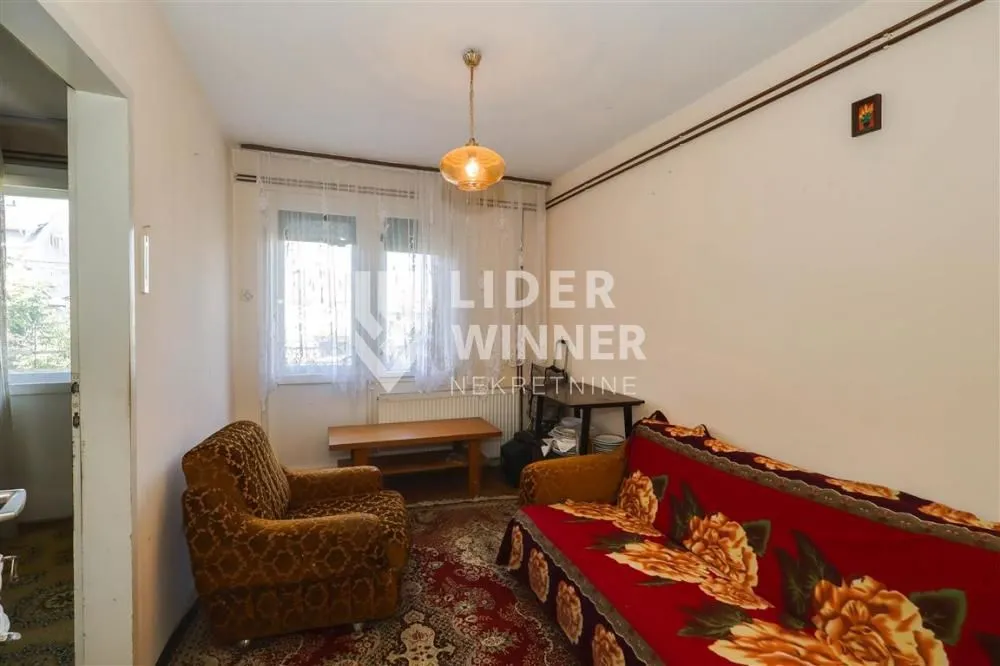 Sale, house, 168m², Sremčica, Beograd