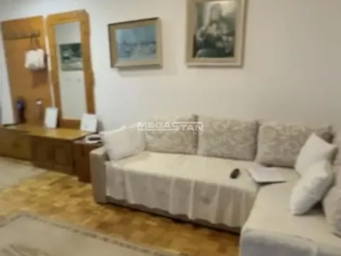 Stan in Voždovac Sve Podlokacije