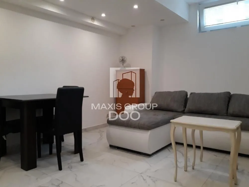 Prodaja, dvosoban stan, 20m², Novi Beograd Blok 72, Novi Beograd Sve Podlokacije
