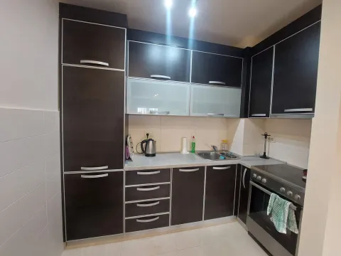 Izdavanje, jednosoban stan, 47m², City Kvart, Podgorica - image 3