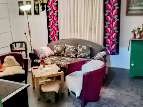 Sale, house, 112m², Sečanj, Srbija - image 11