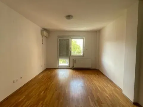 Izdavanje, dvosoban stan, 52m², Nova Detelinara, Novi Sad Sve Podlokacije - image 4