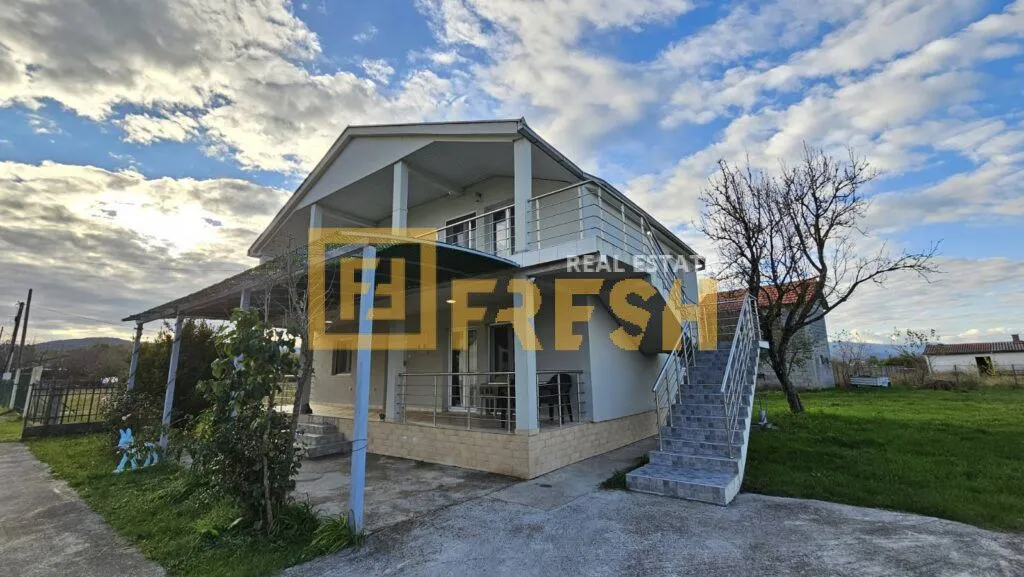 Prodaja, kuća, 216m², Danilovgrad, Crna Gora