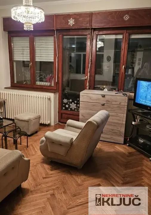 Prodaja, dvosoban stan, 57m², Grbavica, Novi Sad Sve Podlokacije