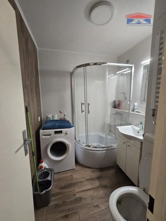 Prodaja, dvosoban stan, 64m², Detelinara, Novi Sad Sve Podlokacije