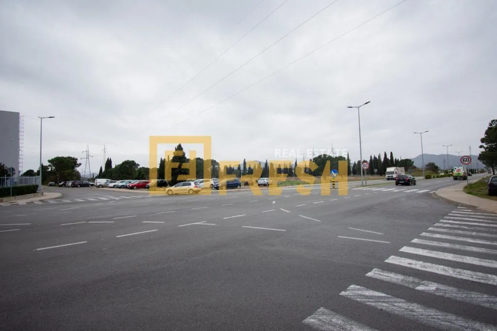 Prodaja, plac, 67000m², Ostalo, Podgorica
