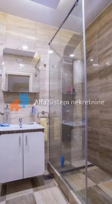 Rent, three bedroom apartment, 75m², Filmski Grad, Beograd