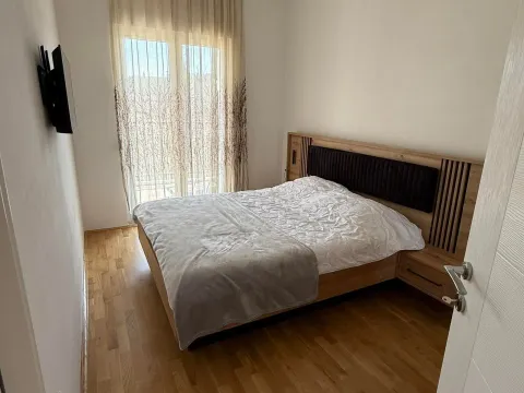 Izdavanje, jednosoban stan, 47m², Zagorič, Podgorica - image 5