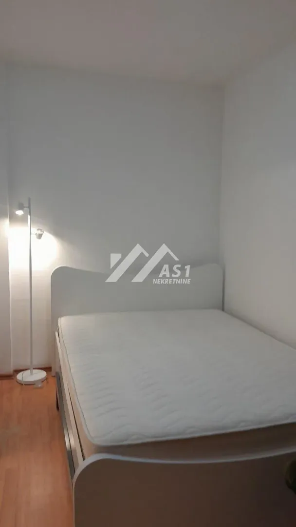 Izdavanje, dvosoban stan, 56m², Liman 2, Novi Sad Sve Podlokacije