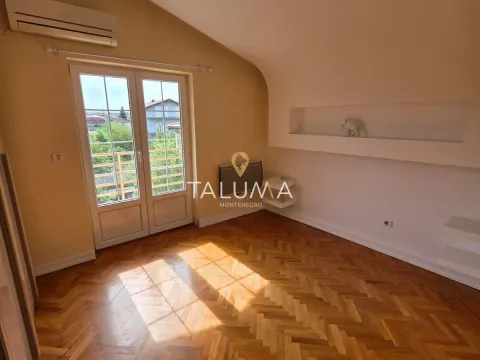 Rent, house, 300m², Gornja Gorica, Podgorica - image 2